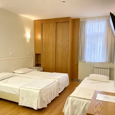 Szálloda Universal Porto