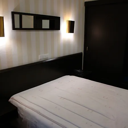 Universal Hotel