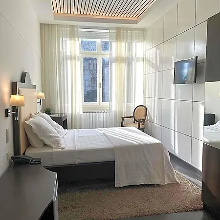 Universal Hotel