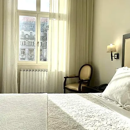 Hotel Universal 2*