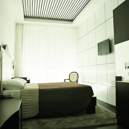 Hotel Universal 2*
