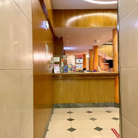 环球大酒店 2* 波尔图