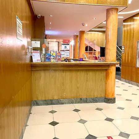 环球大酒店 2* 波尔图